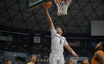 UTEP men’s basketball big win at Hawaii UTEP men's basket-ball big win at Hawaii