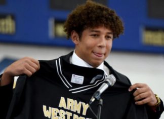 St. John Bosco Signed Seven More Football Players, Bringing The Total To 17 St.- John- Bosco- Signed- Seven- More- Football- Players-, Bringing- The- Total- To- 17