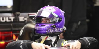 Ricciardo using the purple helmet to give tribute to Kobe Bryant in testing Ricciardo using the purple helmet to give tribute to Kobe Bryant in testing