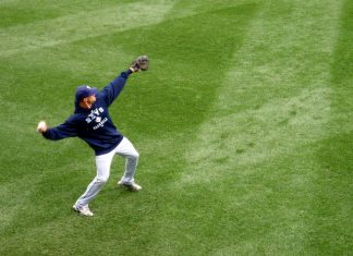 Gabe Kapler Helps Alyssa Nakken Make History Coaching First Base Gabe Kapler Helps Alyssa Nakken Make History Coaching First Base