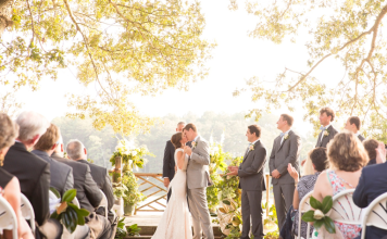 Advantages of Having Your Ceremony in Outdoor Wedding Venues