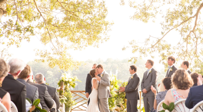 Advantages of Having Your Ceremony in Outdoor Wedding Venues