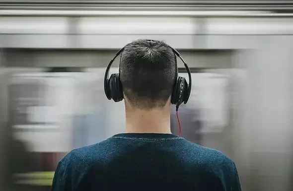 Music Production: Taking Mixes and Mashups to Digital Realm