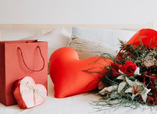 Trendy & Traditional Gifts for Valentine’s Day 2024 Valentine’s Day