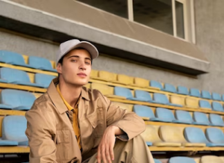 Sporting Legends: Reviving Vintage Athletic Excellence